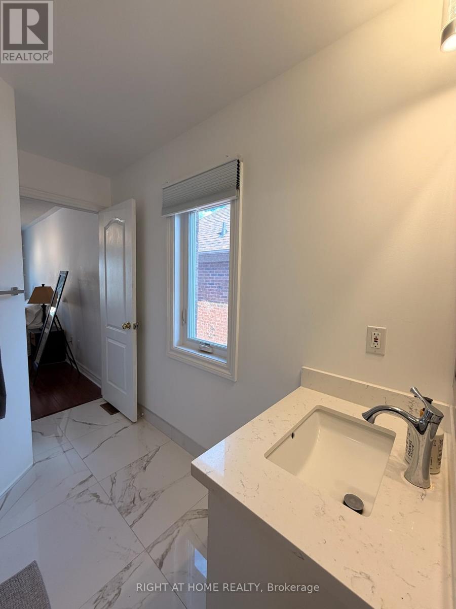 7 - 2 Mary Gapper Crescent, Richmond Hill, Ontario  L4C 0J4 - Photo 39 - N13502798