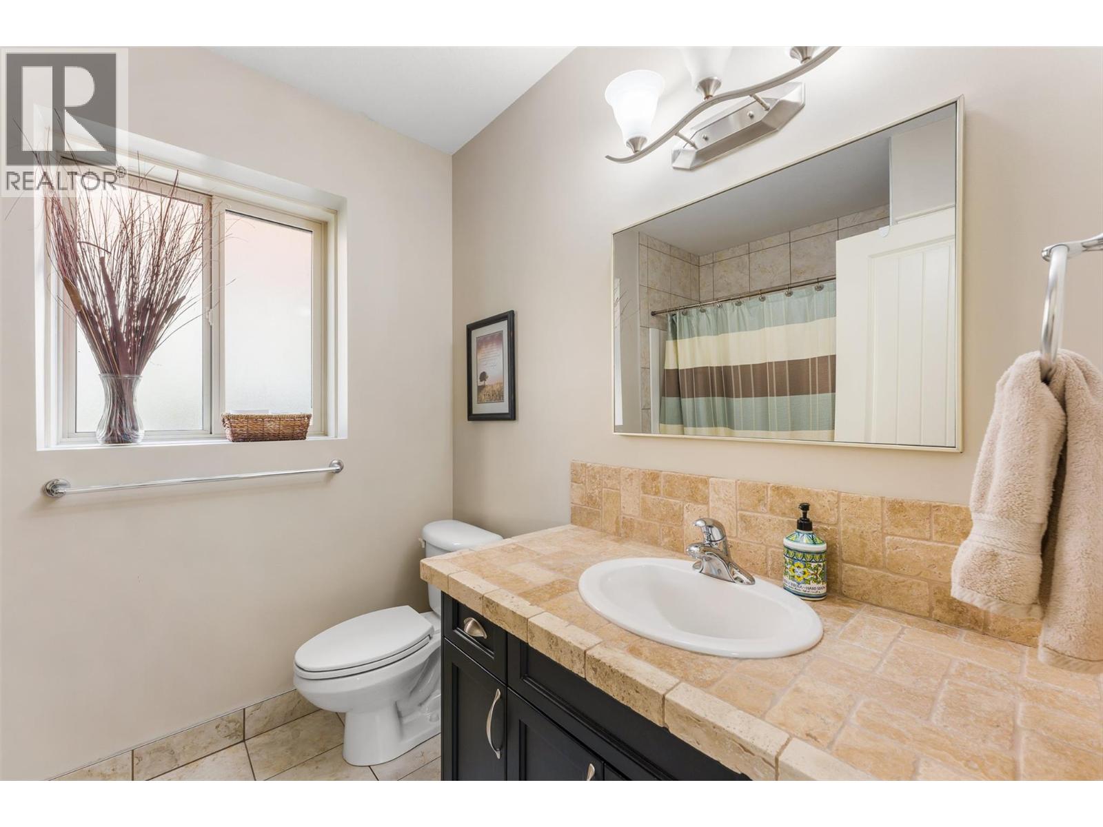 1090 Hume Avenue, Kelowna, British Columbia  V1P 1P2 - Photo 26 - 10393064