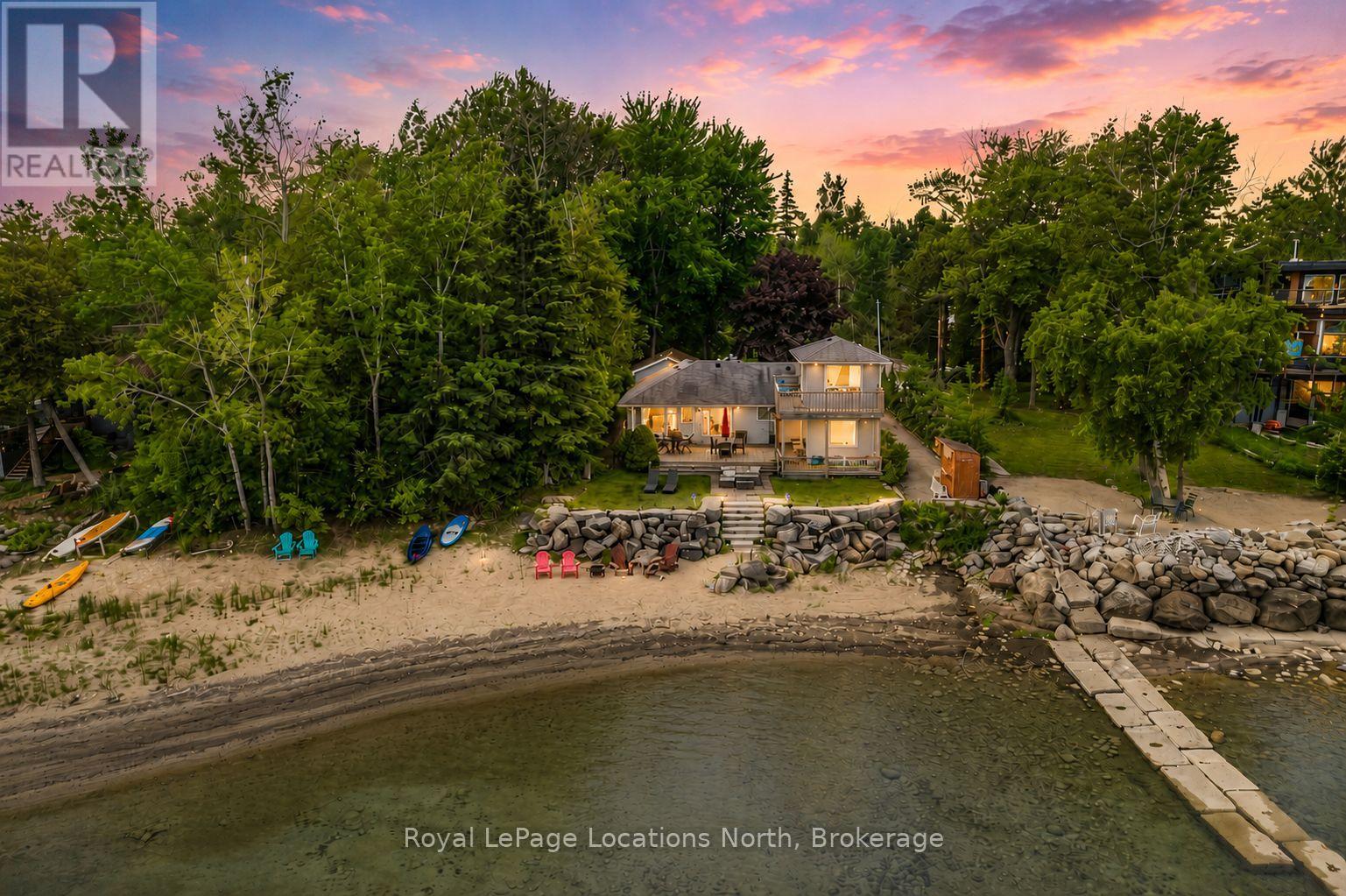 2222 Shore Lane, Wasaga Beach, Ontario  L9Z 2X7 - Photo 1 - S13504272