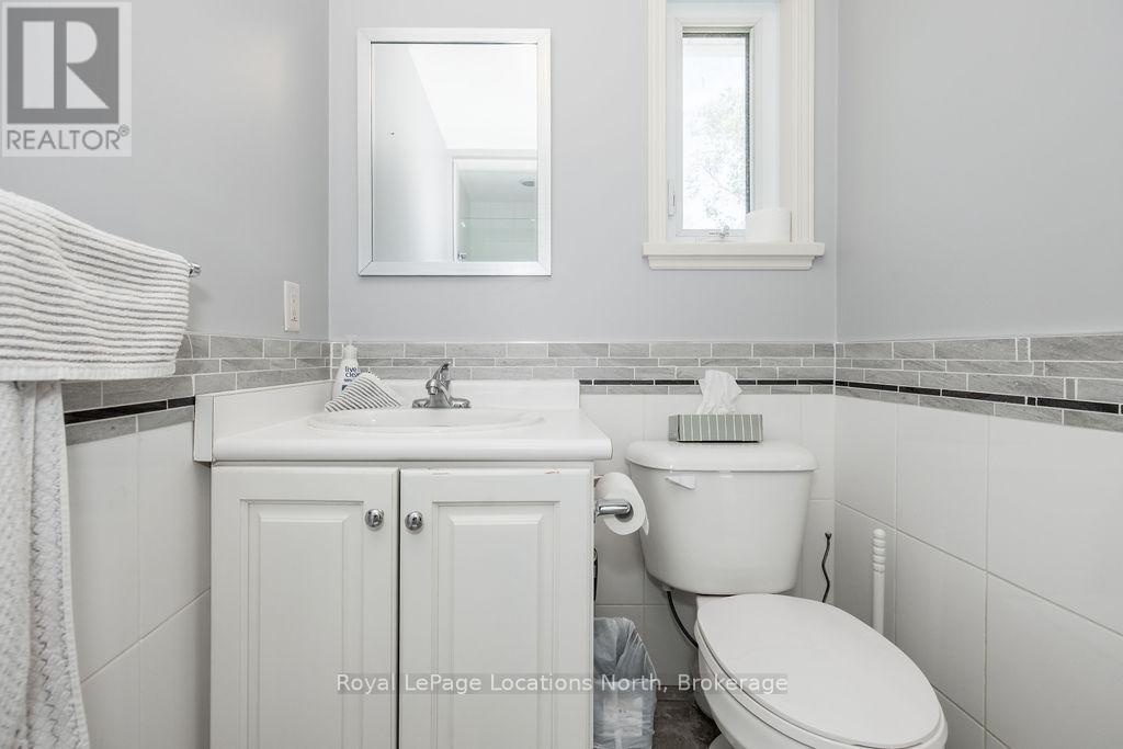 2222 Shore Lane, Wasaga Beach, Ontario  L9Z 2X7 - Photo 26 - S13504272