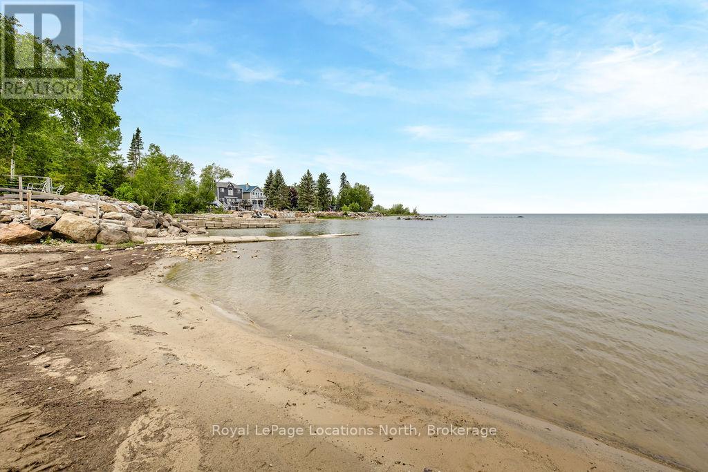 2222 Shore Lane, Wasaga Beach, Ontario  L9Z 2X7 - Photo 6 - S13504272