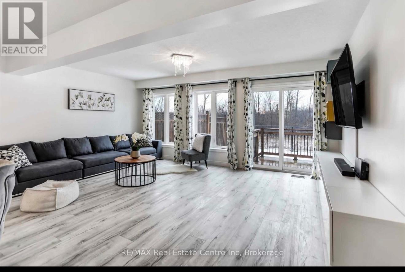 88 Mussen Street, Guelph, Ontario  N1E 0K2 - Photo 2 - X13498336