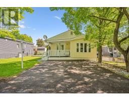 407 TEAK TRAIL, Centre Wellington, Ontario
