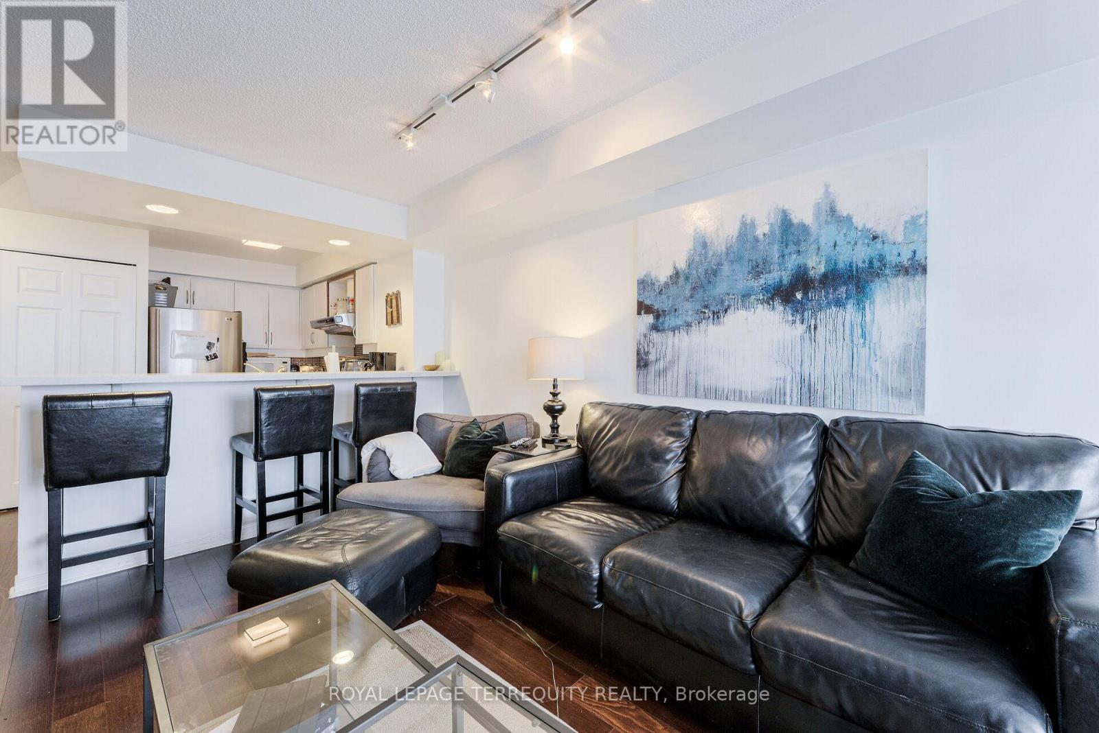 #1018 - 801 King Street W, Toronto, Ontario  M5V 1N4 - Photo 10 - C13502778