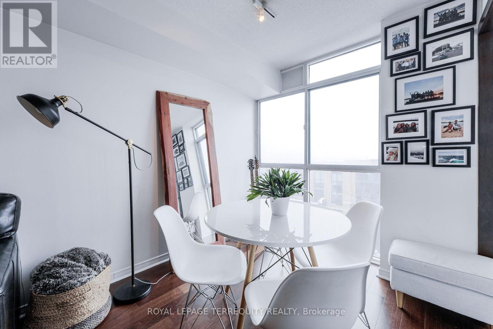 #1018 - 801 King Street W, Toronto, Ontario  M5V 1N4 - Photo 13 - C13502778