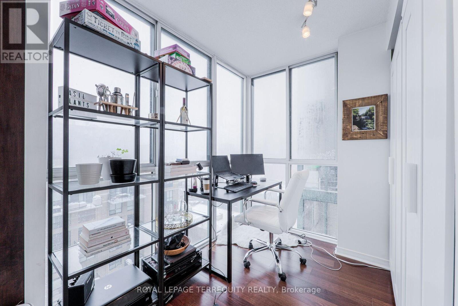#1018 - 801 King Street W, Toronto, Ontario  M5V 1N4 - Photo 16 - C13502778