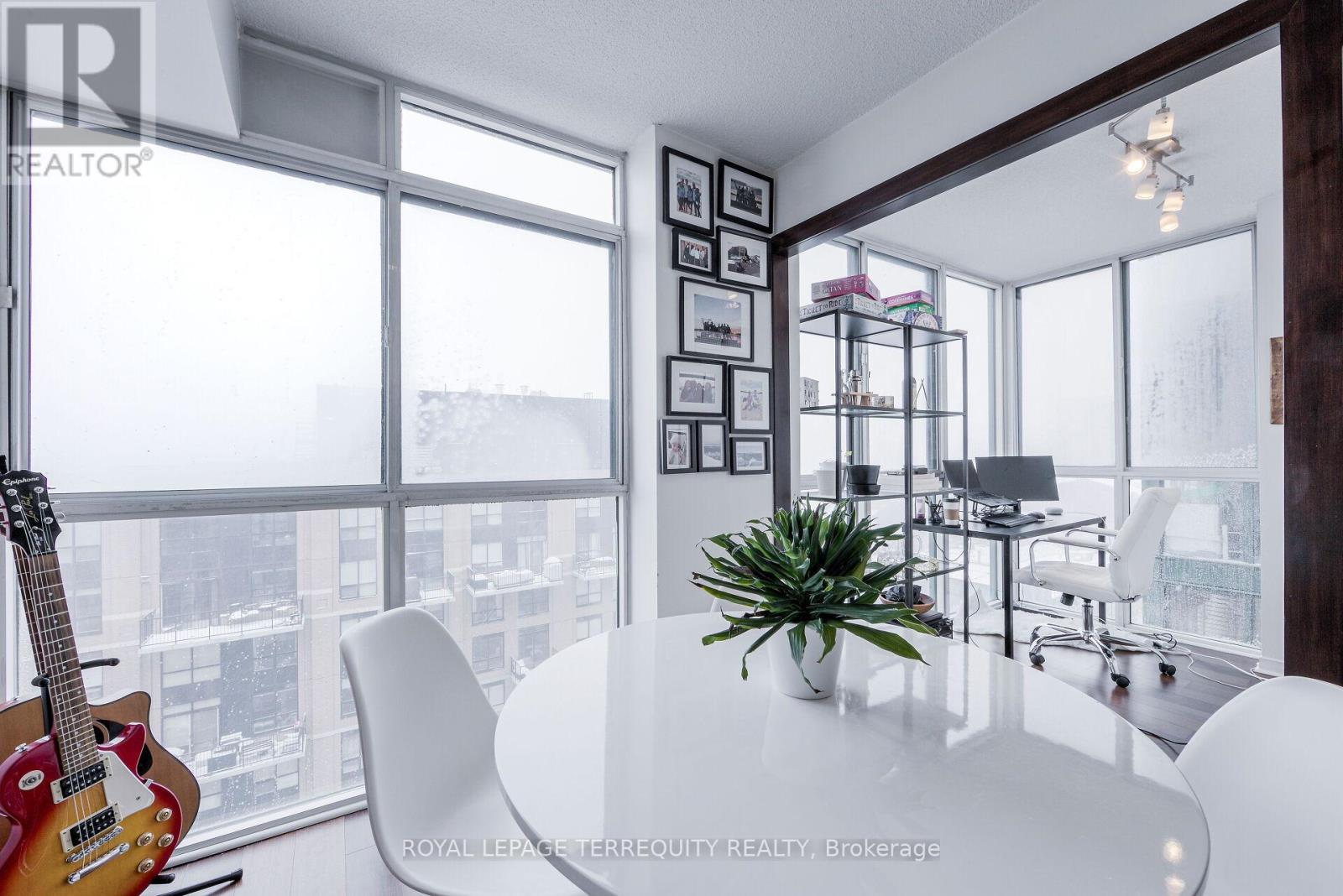 #1018 - 801 King Street W, Toronto, Ontario  M5V 1N4 - Photo 17 - C13502778