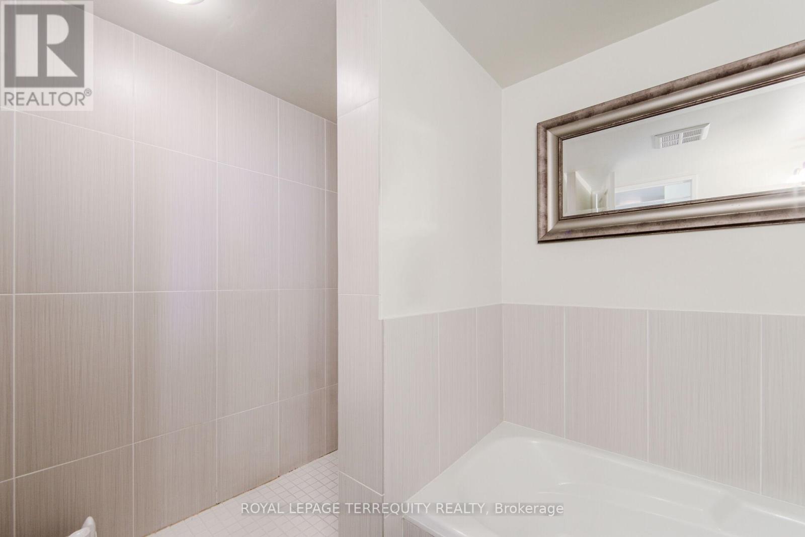 #1018 - 801 King Street W, Toronto, Ontario  M5V 1N4 - Photo 23 - C13502778