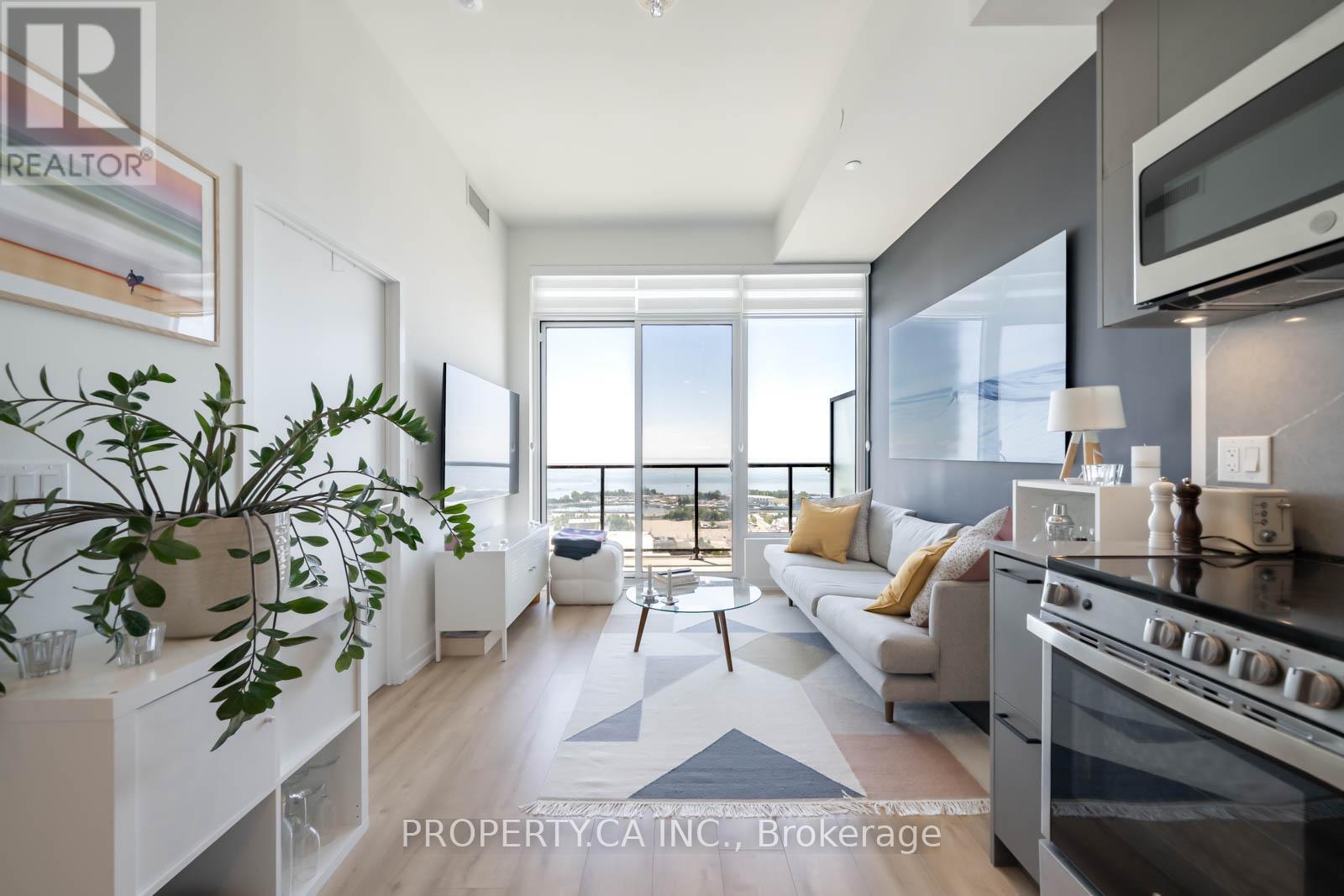 2701 - 135 EAST LIBERTY STREET, Toronto, Ontario