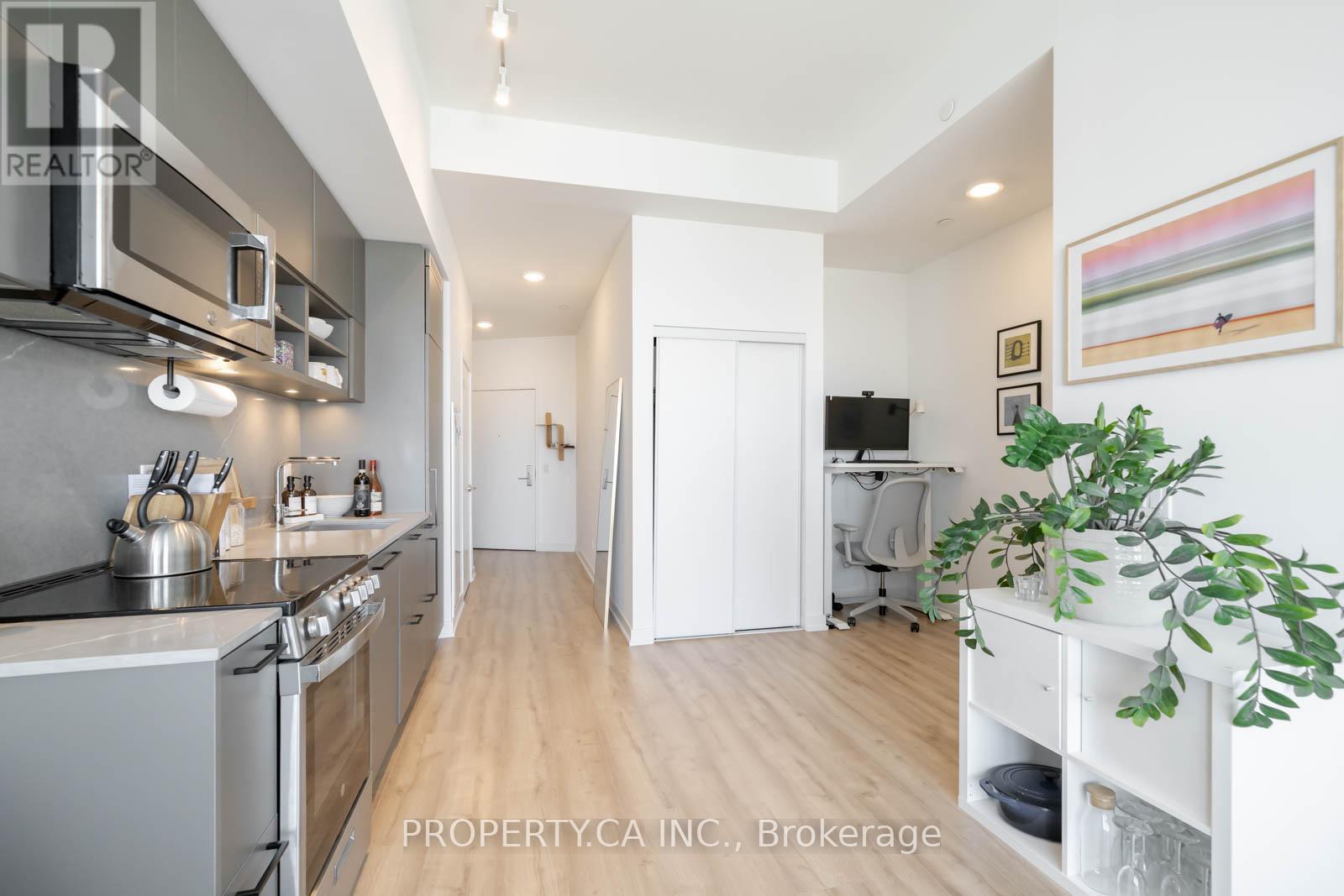 2701 - 135 East Liberty Street, Toronto, Ontario  M6K 0G7 - Photo 3 - C13504122