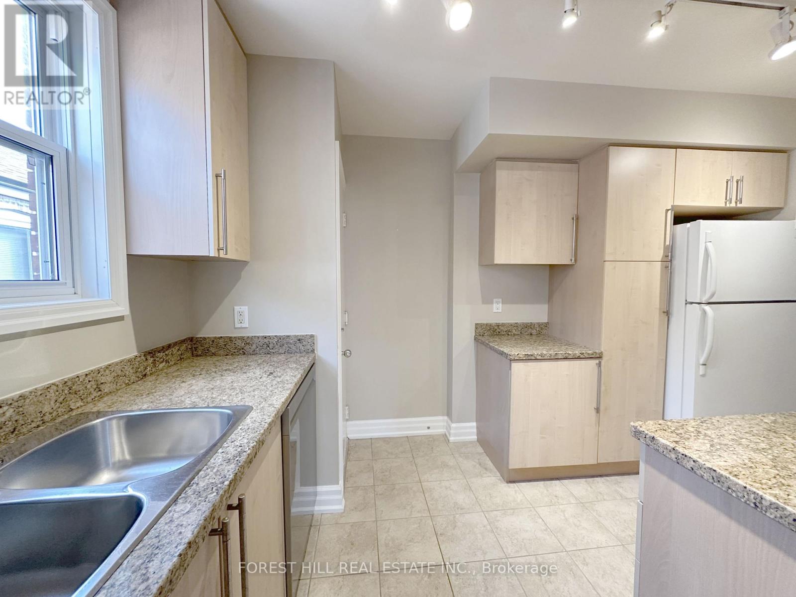 2 (Upper) - 1003 Avenue Road, Toronto, Ontario  M5P 2K9 - Photo 11 - C13504162