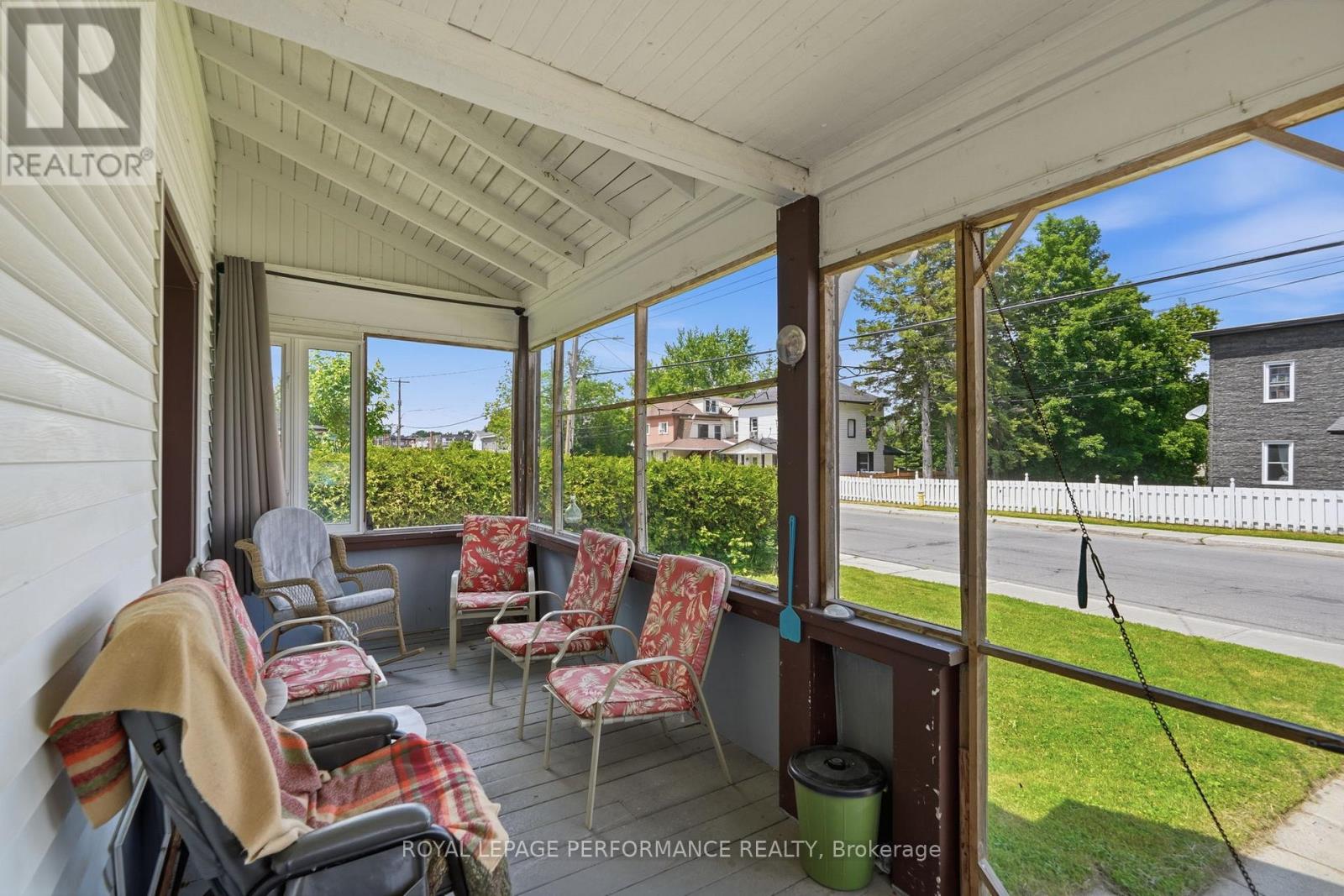178 Nelson Street E, Hawkesbury, Ontario  K6A 1L8 - Photo 2 - X13504244