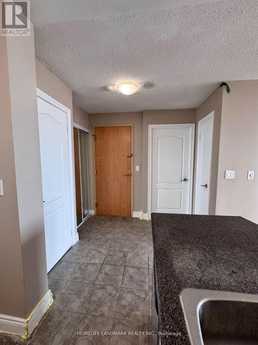 909 - 50 Brian Harrison Way, Toronto, Ontario  M1P 5J4 - Photo 4 - E13504198