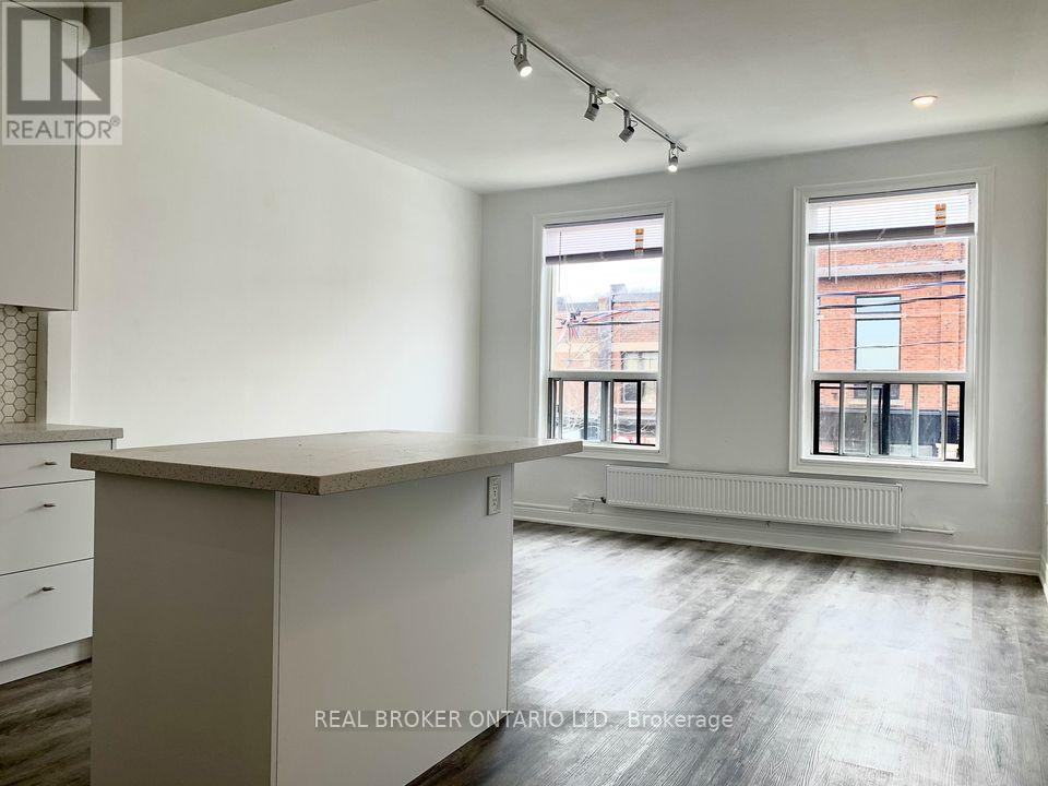 4 - 2199 GERRARD STREET E, Toronto, Ontario