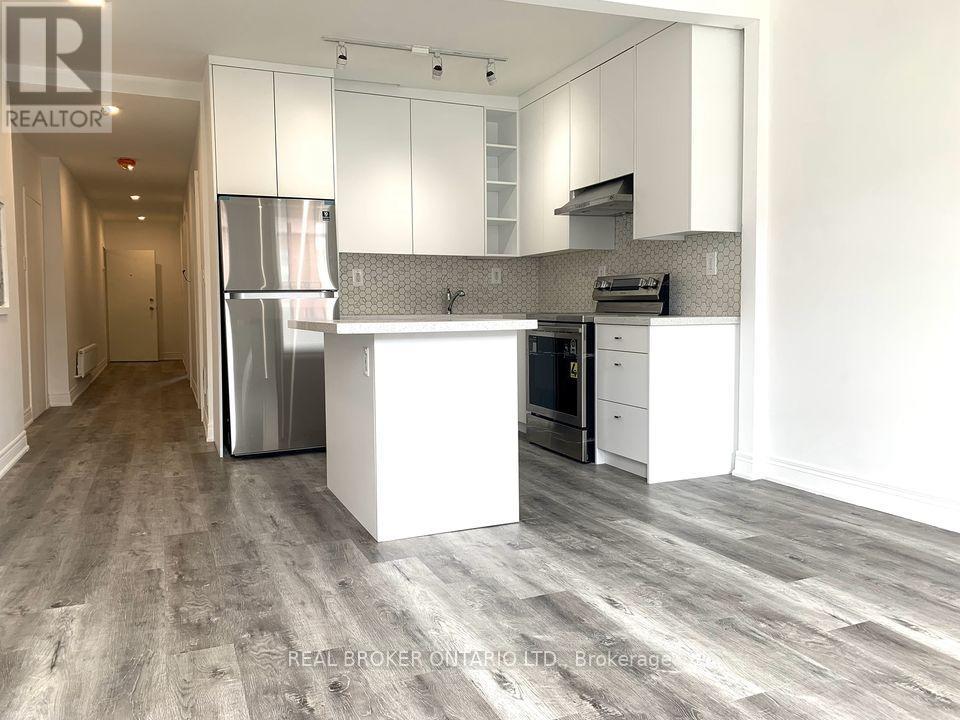 4 - 2199 Gerrard Street E, Toronto, Ontario  M4E 2C6 - Photo 2 - E13504220