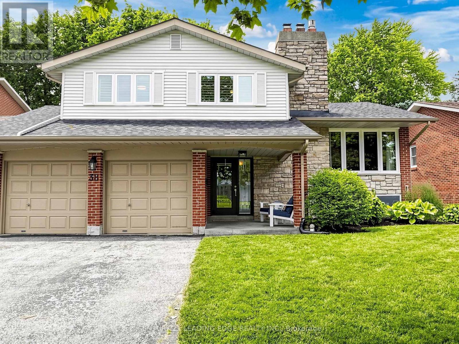38 SHELDONBURY CRESCENT, Toronto, Ontario