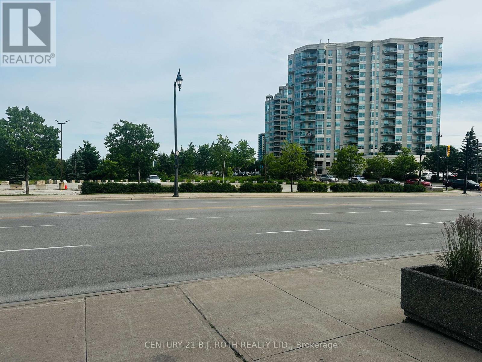 301,302,303 - 34 Simcoe Street, Barrie, Ontario  L4N 6T4 - Photo 29 - S13486298