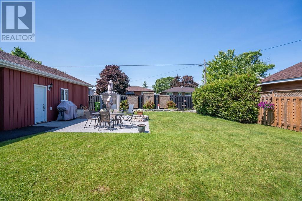 338 Sydenham Rd, Sault Ste. Marie, Ontario  P6C 2X7 - Photo 13 - SM261660