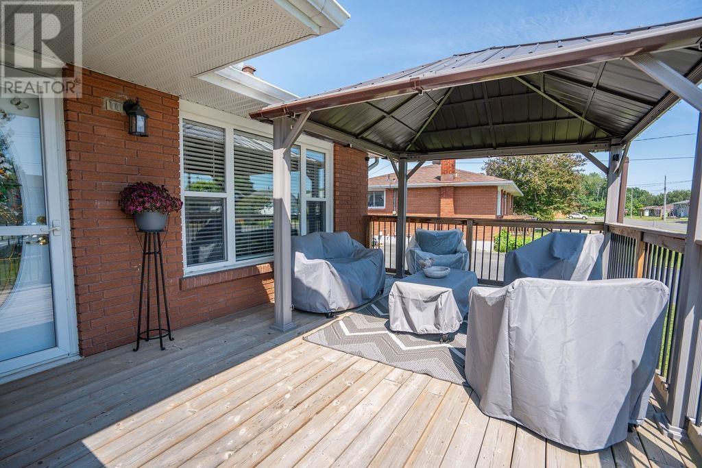 338 Sydenham Rd, Sault Ste. Marie, Ontario  P6C 2X7 - Photo 15 - SM261660