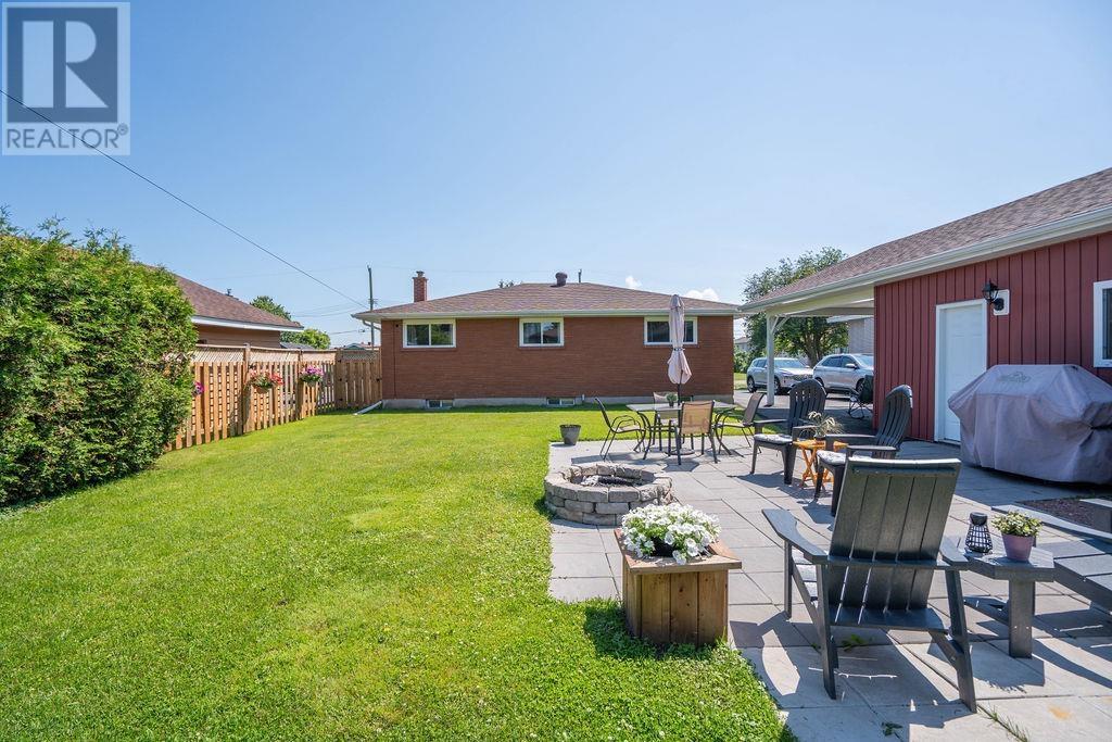 338 Sydenham Rd, Sault Ste. Marie, Ontario  P6C 2X7 - Photo 8 - SM261660