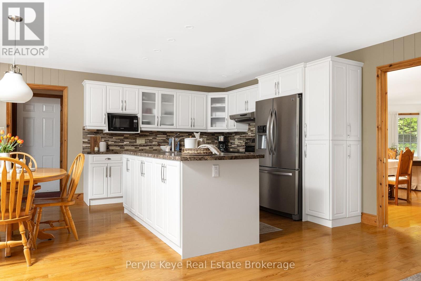 200 Edgemere Road, Huntsville, Ontario  P0B 1L0 - Photo 18 - X13499444