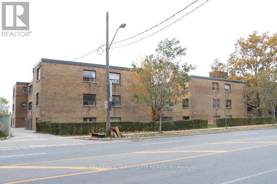 1 - 2550 Keele Street, Toronto, Ontario  M6L 2N8 - Photo 2 - W13504130