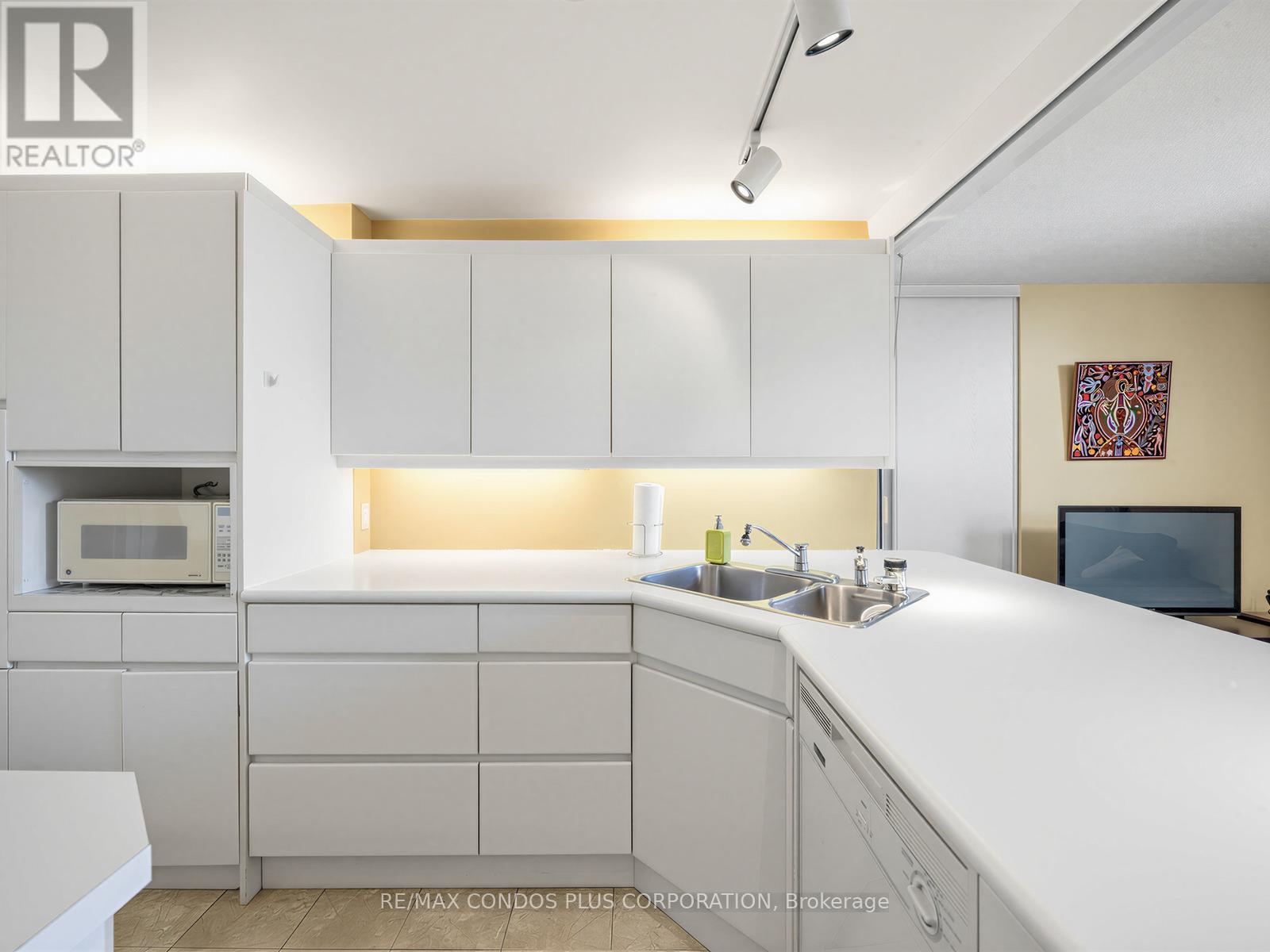 1903 - 299 Mill Road, Toronto, Ontario  M9C 4V9 - Photo 11 - W13504248