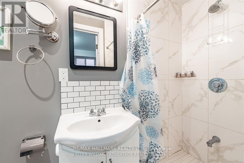 3 - 14 Innes Avenue, Toronto, Ontario  M6E 1M8 - Photo 9 - W13504306