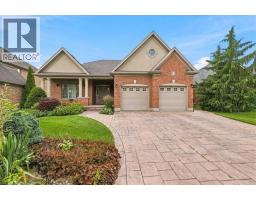 215 TERRACE WOOD Crescent, Kitchener, Ontario