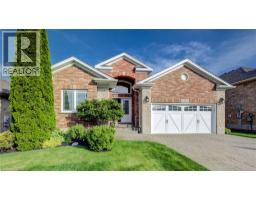 14 STONECROFT Way, New Hamburg, Ontario