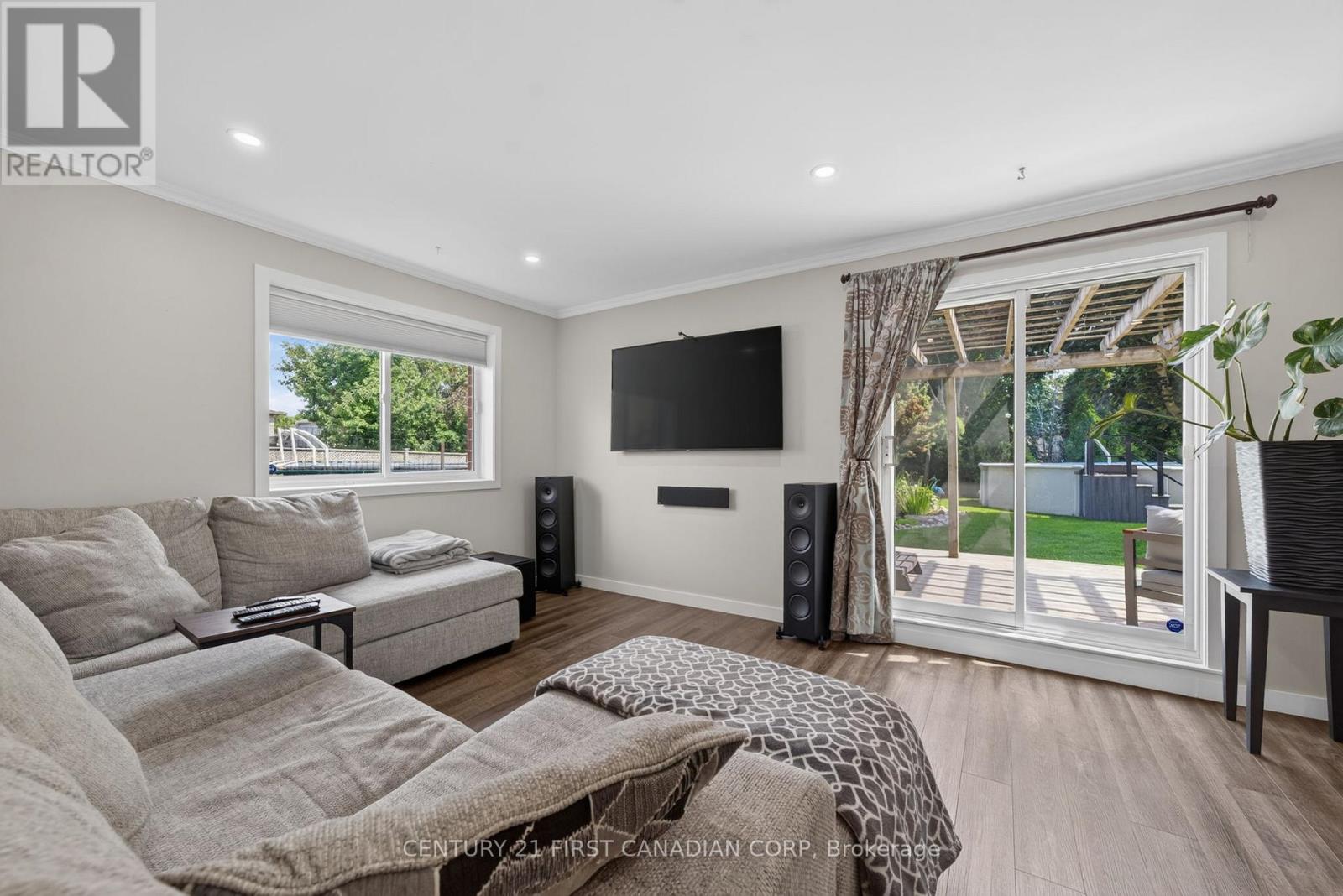 237 Parkview Drive E, Strathroy-Caradoc, Ontario  N7G 4C1 - Photo 17 - X13504490