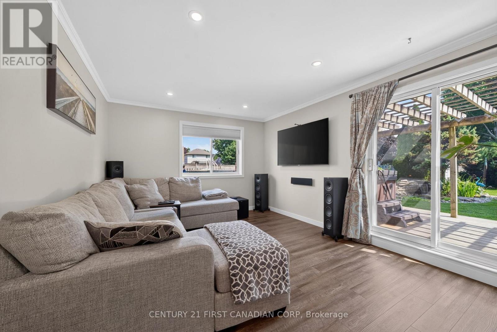237 Parkview Drive E, Strathroy-Caradoc, Ontario  N7G 4C1 - Photo 18 - X13504490