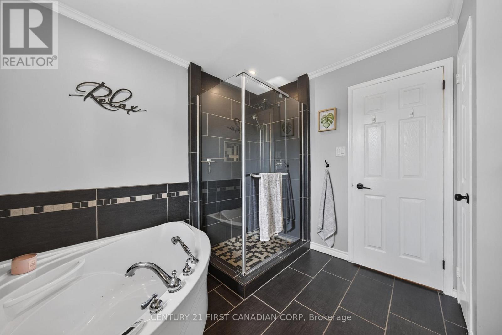 237 Parkview Drive E, Strathroy-Caradoc, Ontario  N7G 4C1 - Photo 24 - X13504490