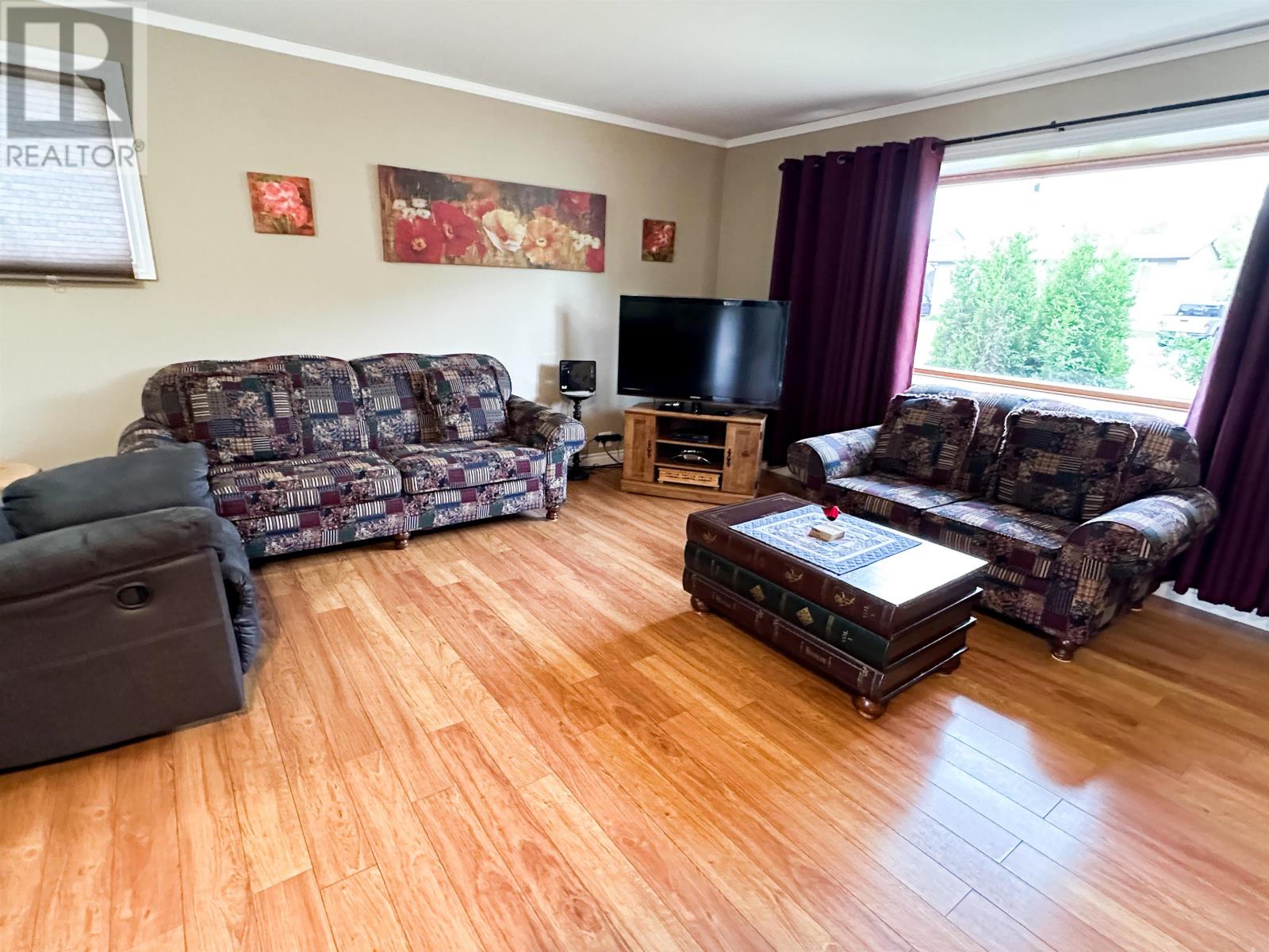 128 Dickenson Rd, Balmertown, Ontario  P0V 1C0 - Photo 3 - TB2601739