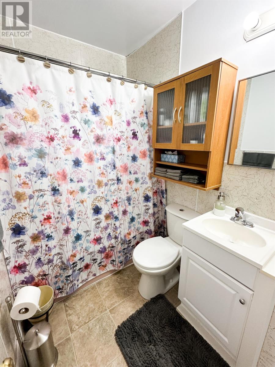 128 Dickenson Rd, Balmertown, Ontario  P0V 1C0 - Photo 12 - TB2601739