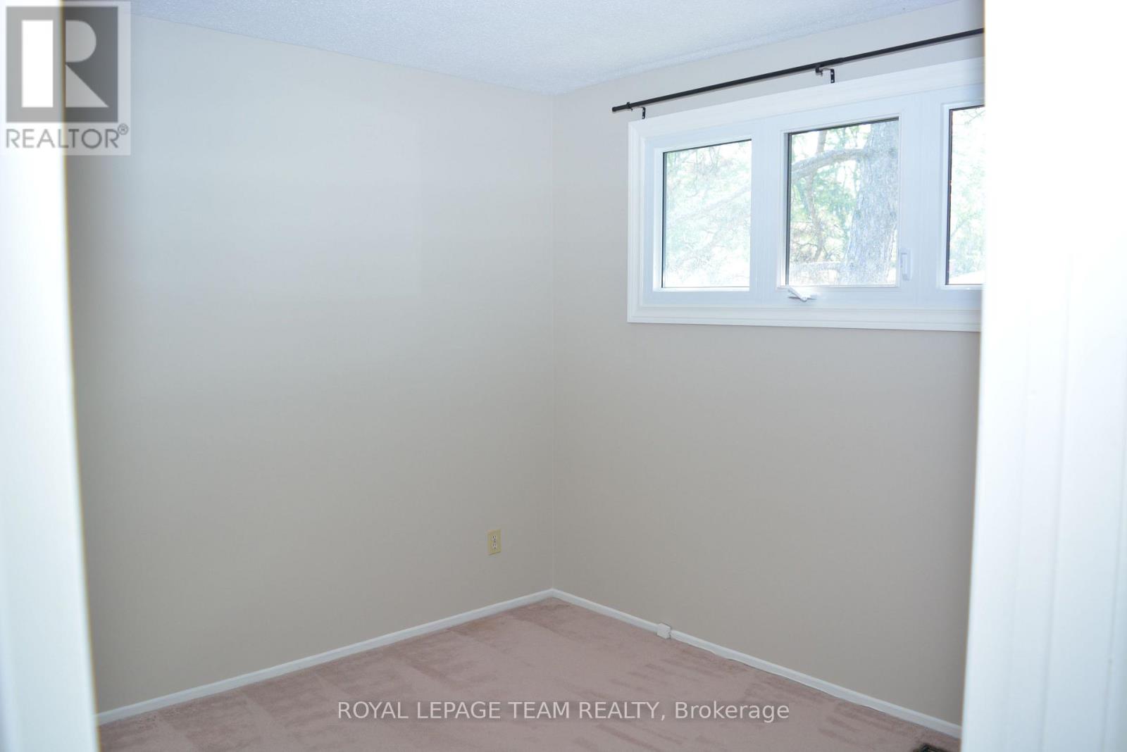 16 - 280 Mcclellan Road, Ottawa, Ontario  K2H 8P8 - Photo 12 - X13504392