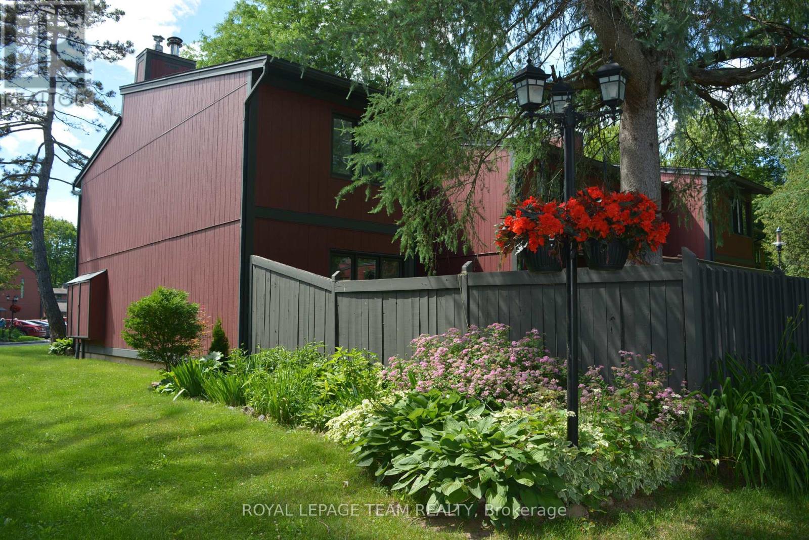 16 - 280 Mcclellan Road, Ottawa, Ontario  K2H 8P8 - Photo 4 - X13504392
