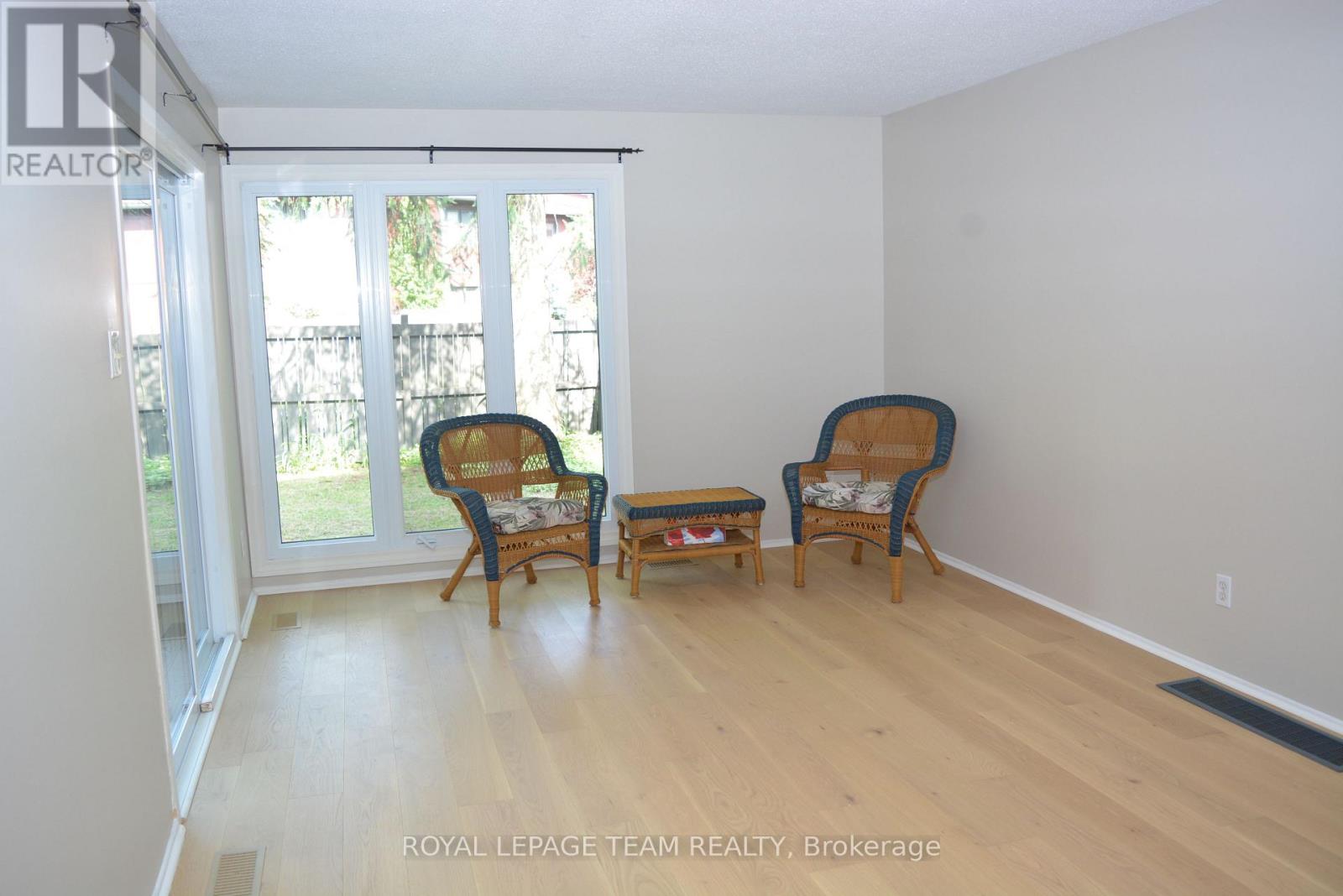 16 - 280 Mcclellan Road, Ottawa, Ontario  K2H 8P8 - Photo 6 - X13504392