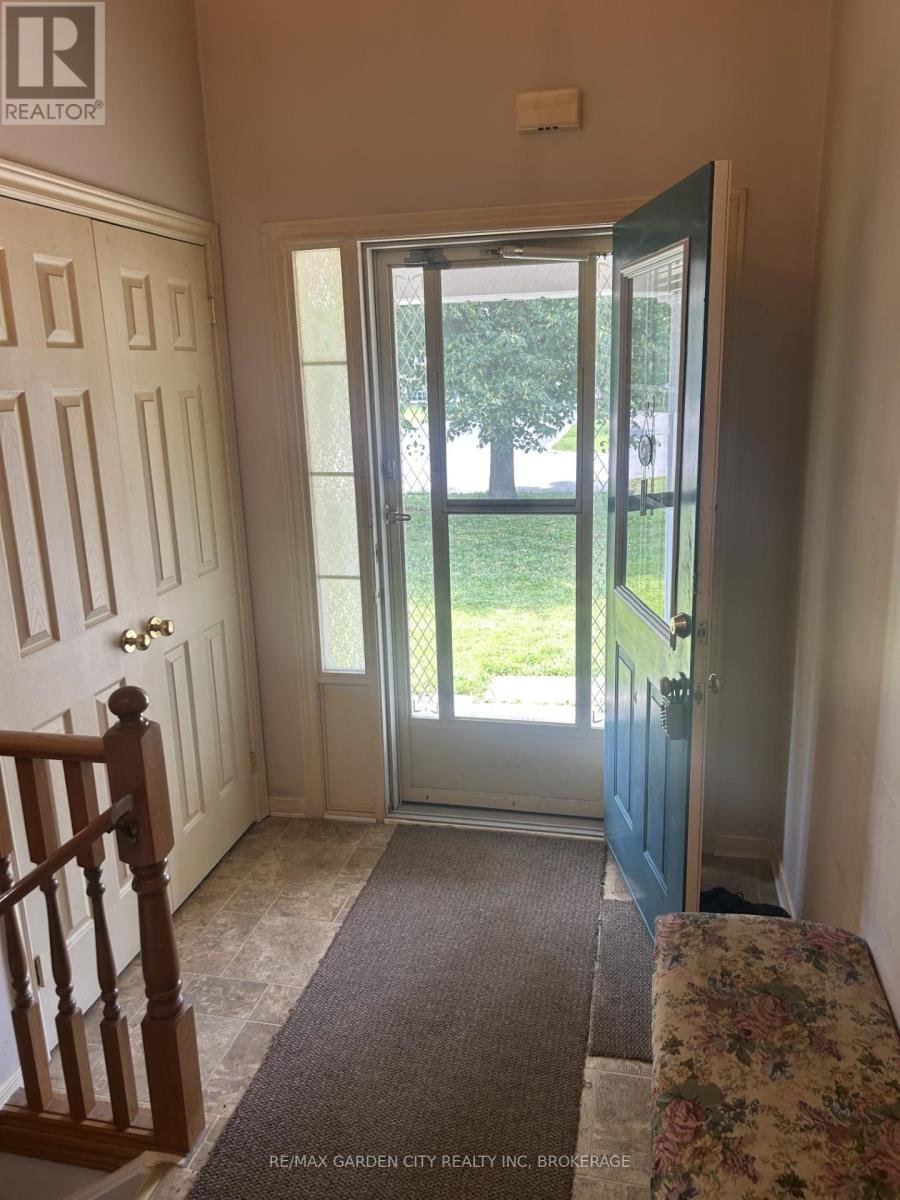 822 Woodside Court, Fort Erie, Ontario  L2A 6R5 - Photo 7 - X13504522