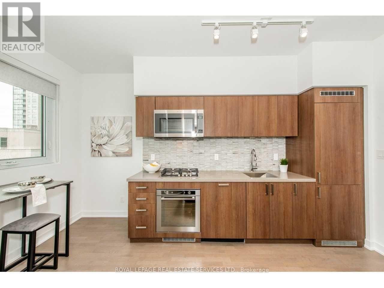418 - 501 St Clair Avenue, Toronto, Ontario  M5P 0A2 - Photo 6 - C13504386
