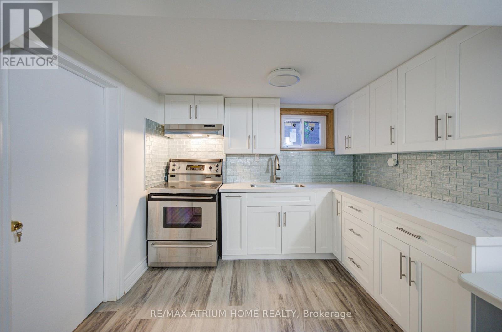 8 Patrick Boulevard, Toronto, Ontario  M2J 3K8 - Photo 27 - C13504420