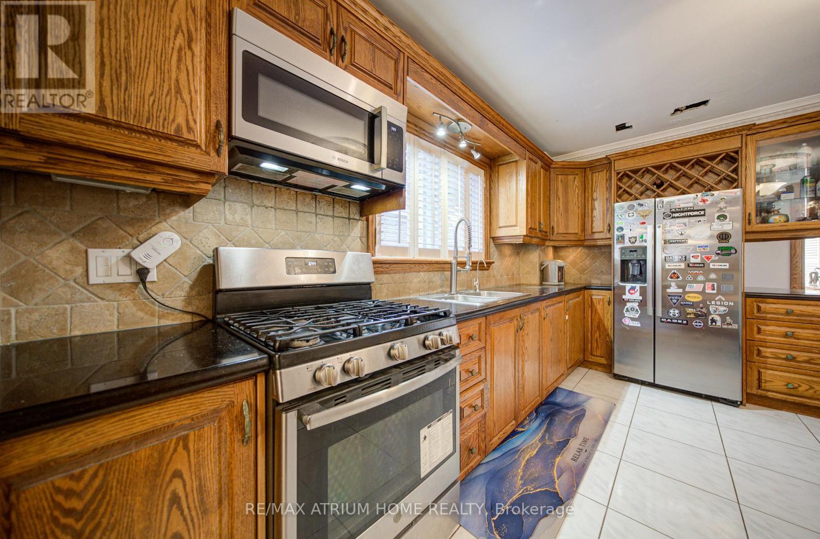 8 Patrick Boulevard, Toronto, Ontario  M2J 3K8 - Photo 6 - C13504420