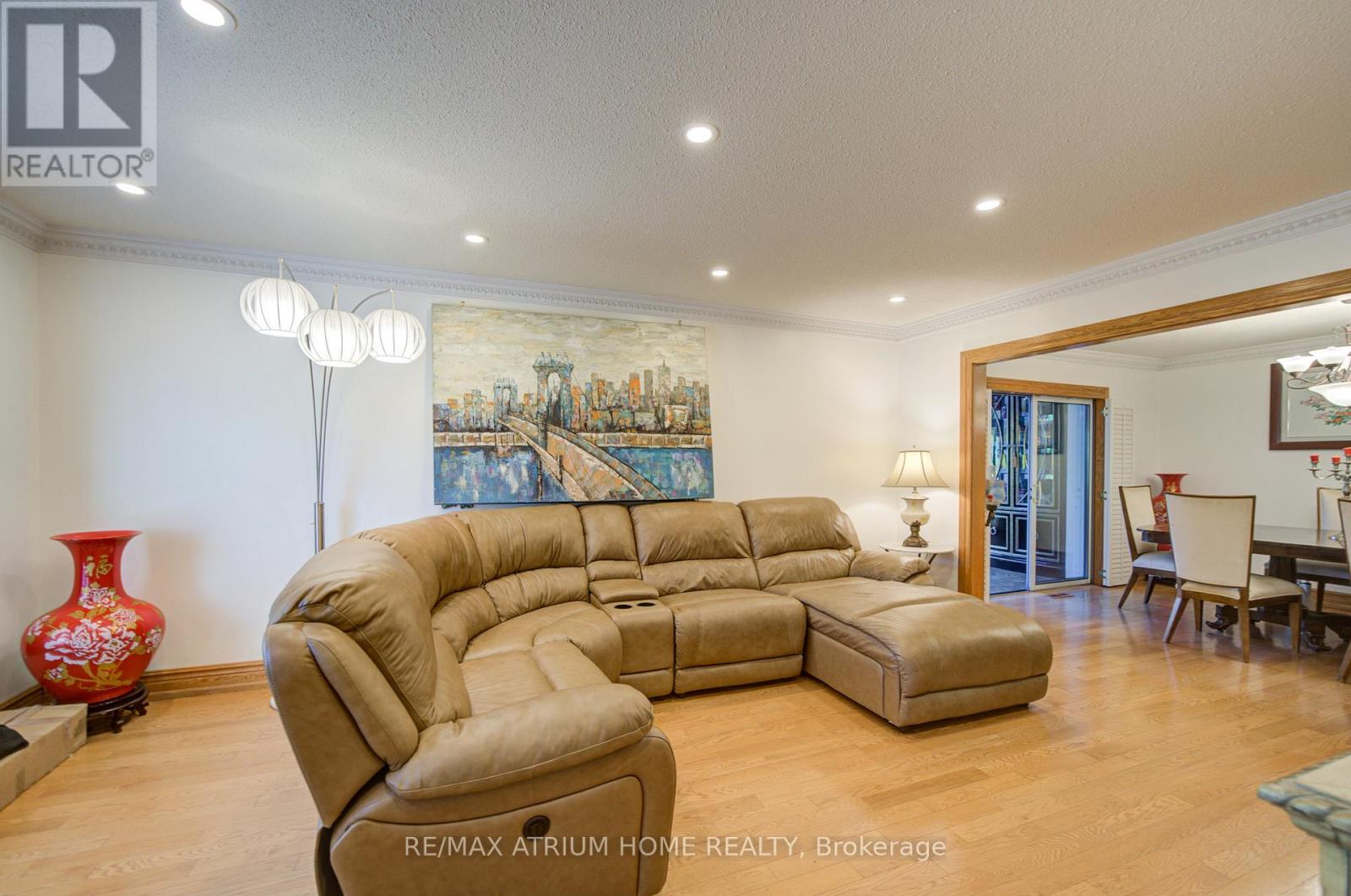 8 Patrick Boulevard, Toronto, Ontario  M2J 3K8 - Photo 8 - C13504420