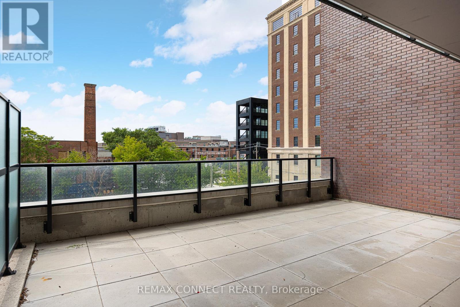 303 - 181 Sterling Road, Toronto, Ontario  M6R 2B2 - Photo 14 - C13504460