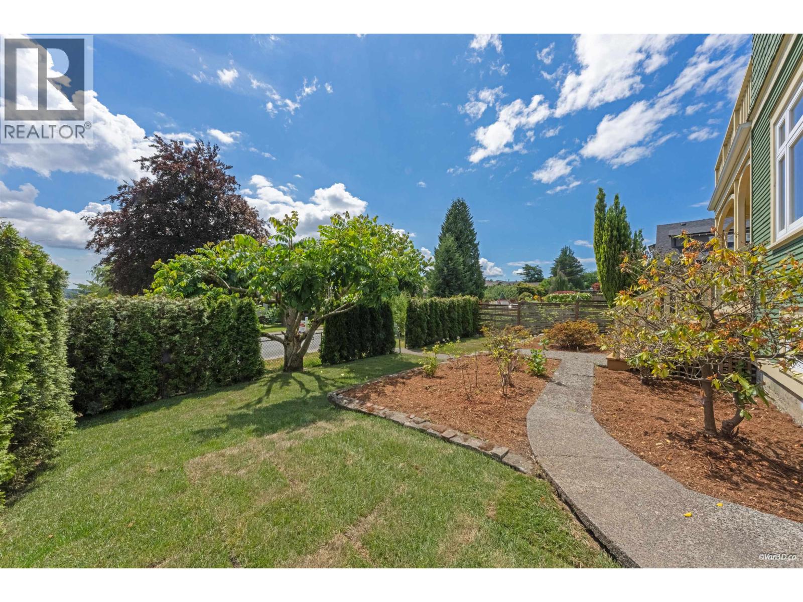 848 E 6th Street, North Vancouver, British Columbia  V7L 1R7 - Photo 28 - R3140918