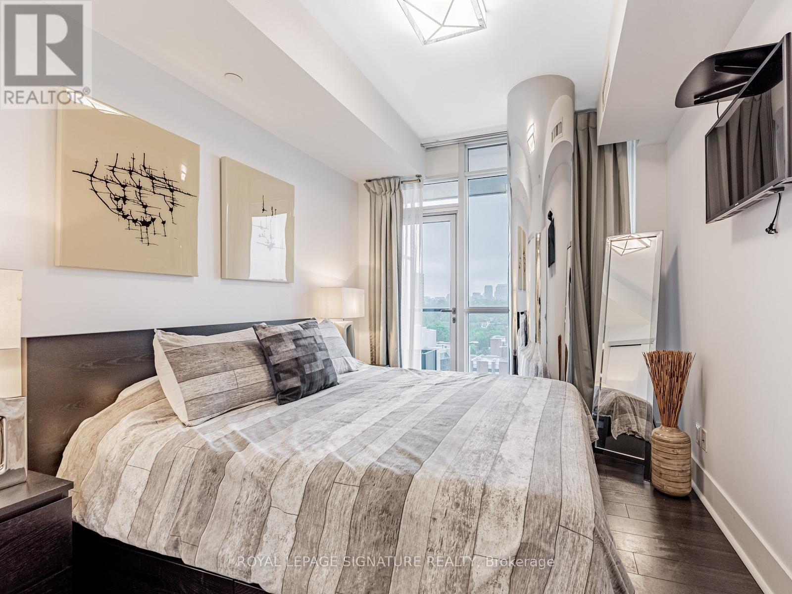 1303 - 32 Davenport Road, Toronto, Ontario  M5R 0B5 - Photo 21 - C13057368