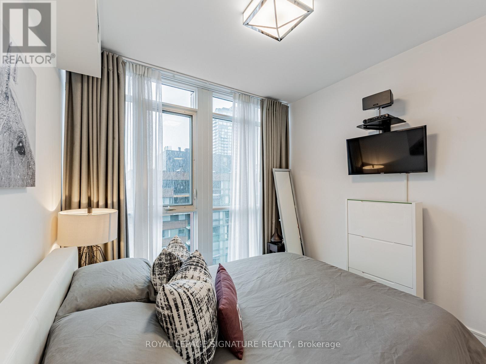 1303 - 32 Davenport Road, Toronto, Ontario  M5R 0B5 - Photo 14 - C13057368