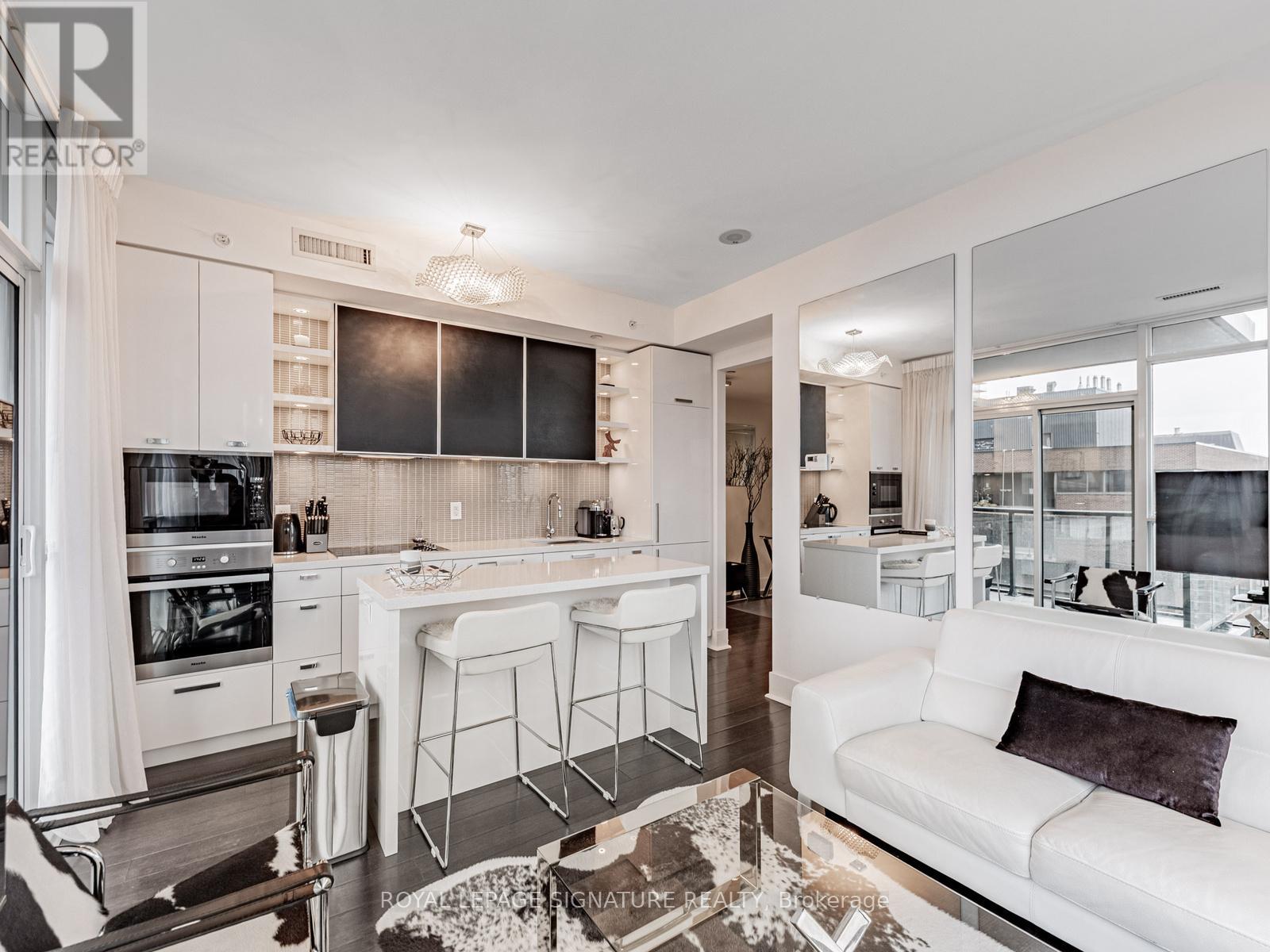 1303 - 32 Davenport Road, Toronto, Ontario  M5R 0B5 - Photo 13 - C13057368