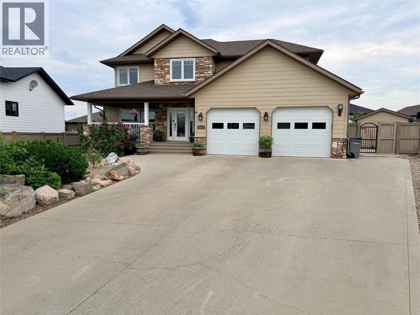 1832 86 Avenue, Dawson Creek, British Columbia