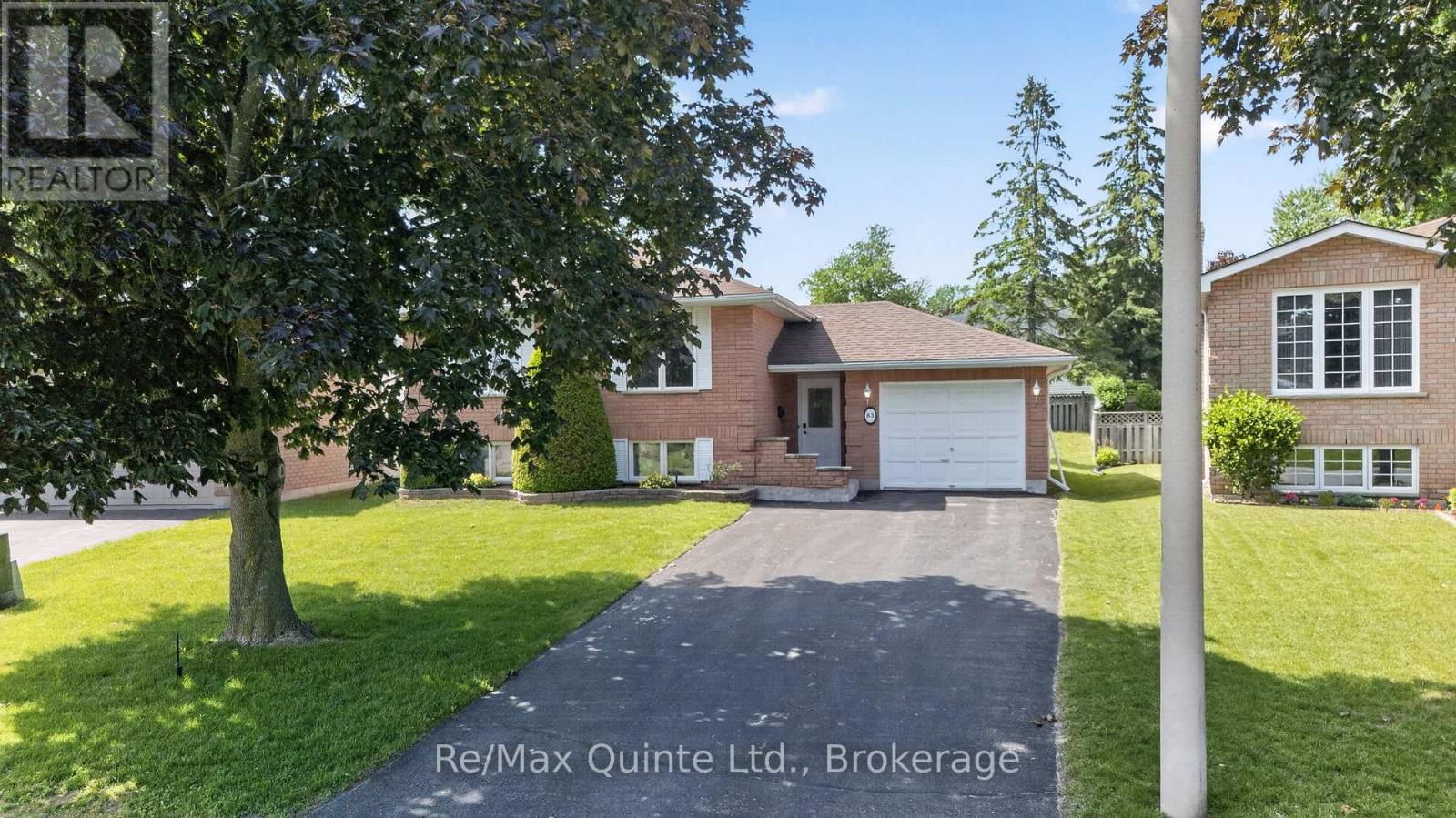 83 Parkview Heights, Quinte West, Ontario  K8V 5T9 - Photo 2 - X13504382